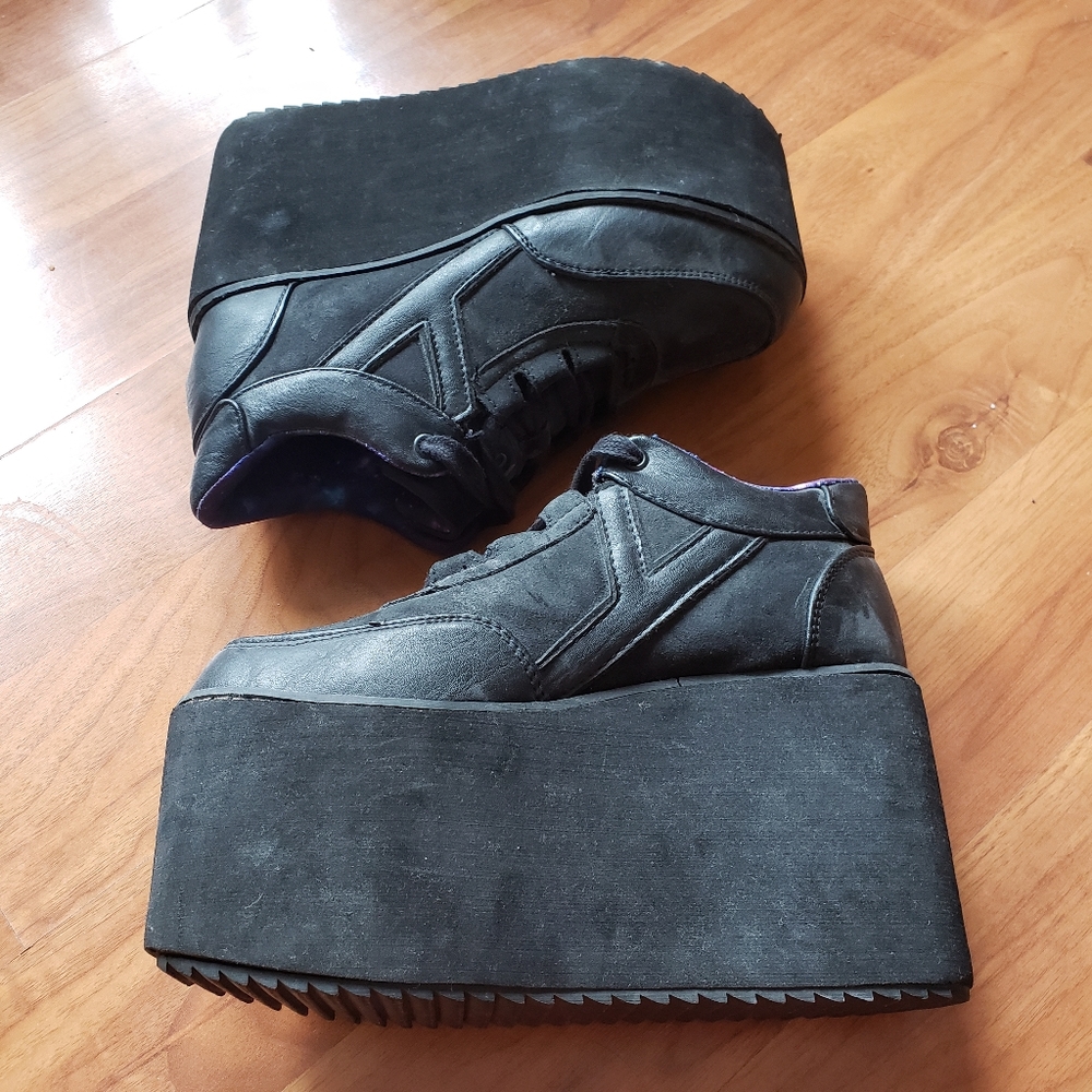 YRU Platforms Qozmo Cosmic Flatforms Rave Unique